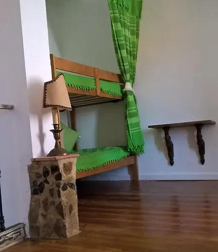 Casas Do Patio Sem Cantigas 3 * סינטרה